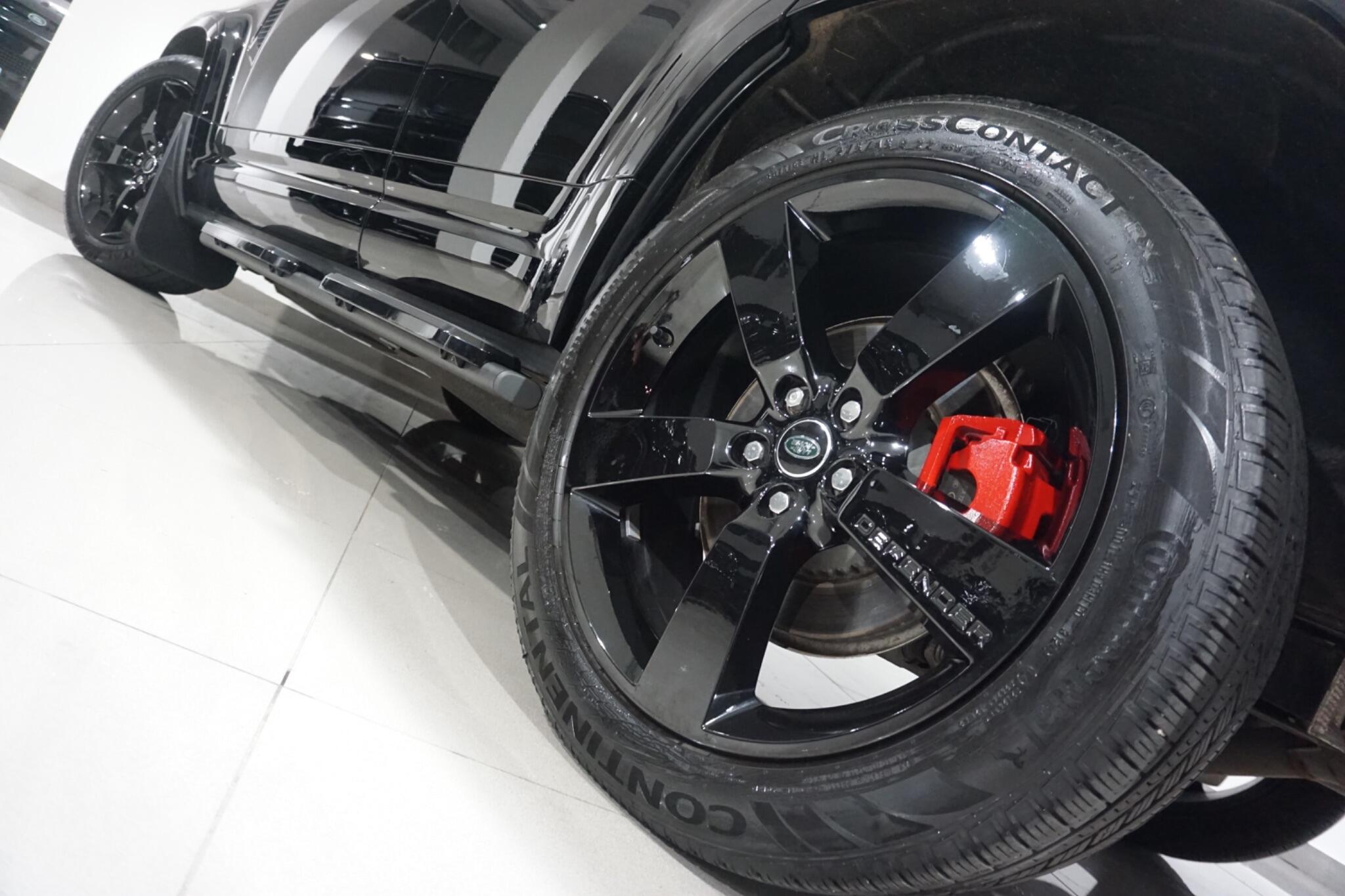 Land Rover Defender 110 3.0 D300 MHEV X-Dynamic HSE SUV 5dr Diesel Auto 4WD Euro 6 (s/s) (300 ps)